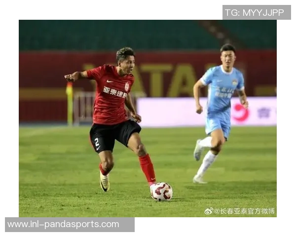 亚泰与阎峰签订11合同因无法承担苏亚雷斯薪资问题