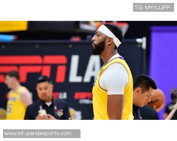 本戴维斯谈留队决定及对布伦南约翰逊的怀念情感 本戴维斯谈留队决定及对布伦南约翰逊的怀念情感